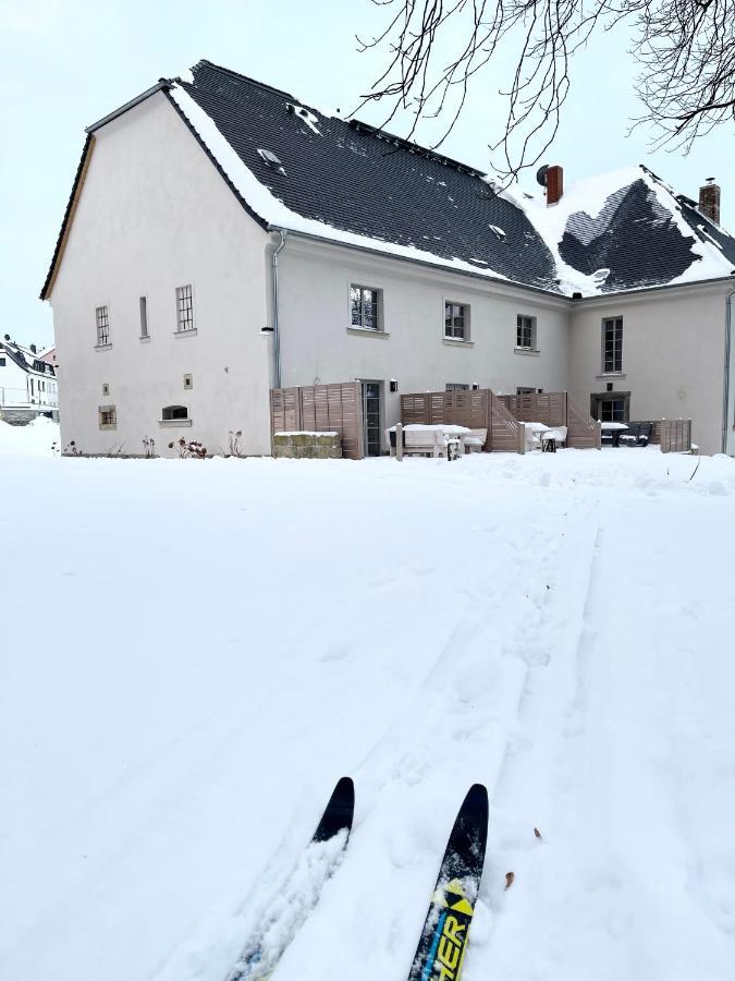 Farmhouse Eckartsberg Im Zittauer Gebirge - Gemuetliche Und Moderne Ferienwohnungen Mit Terrasse Bagian luar foto