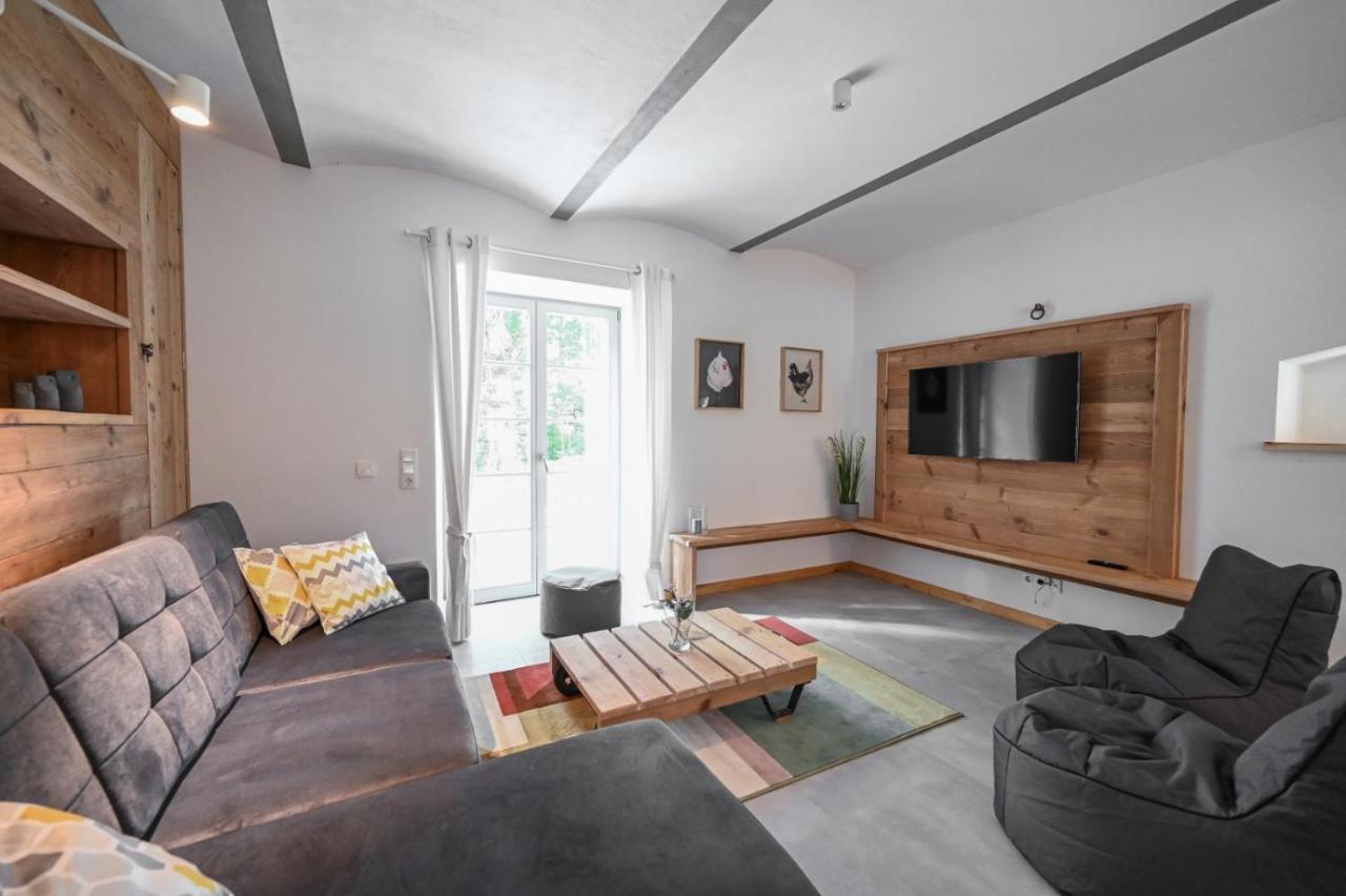 Farmhouse Eckartsberg Im Zittauer Gebirge - Gemuetliche Und Moderne Ferienwohnungen Mit Terrasse Bagian luar foto